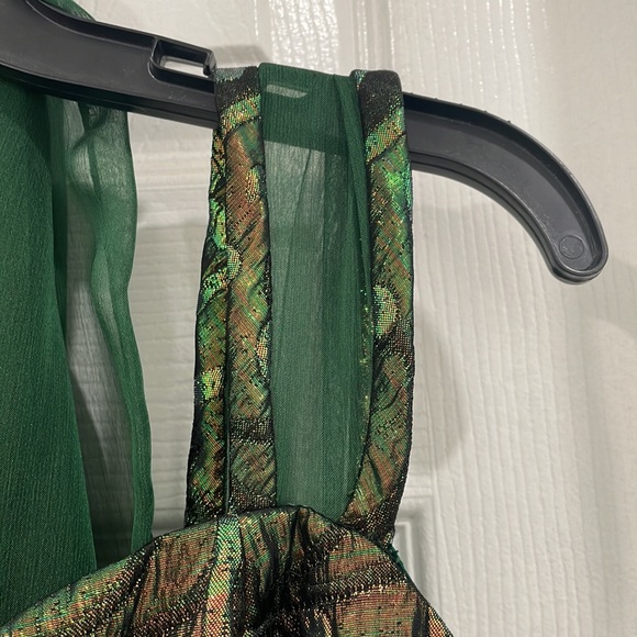 One of a kind tailored prom dress with fabrics from 2004 with shawl. Size Large. - Picture 6 of 12